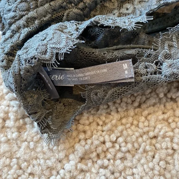 Aerie Lace Bralette in Black - Picture 4 of 4